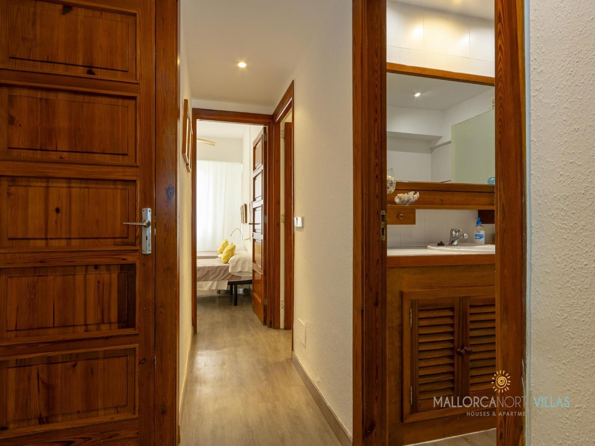 With Terrace Apartment *